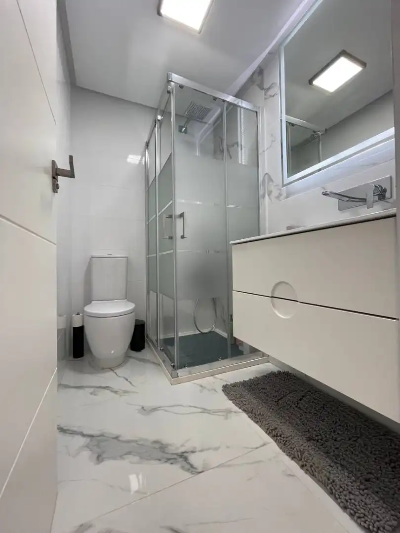 Baño de Planta baja de alquiler en Pueblo Latino