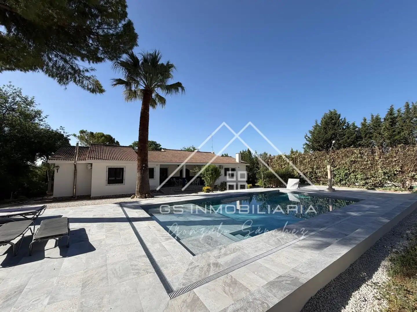 Jardín de Casa o chalet de alquiler en Lucena con Aire acondicionado, Trastero y Piscina