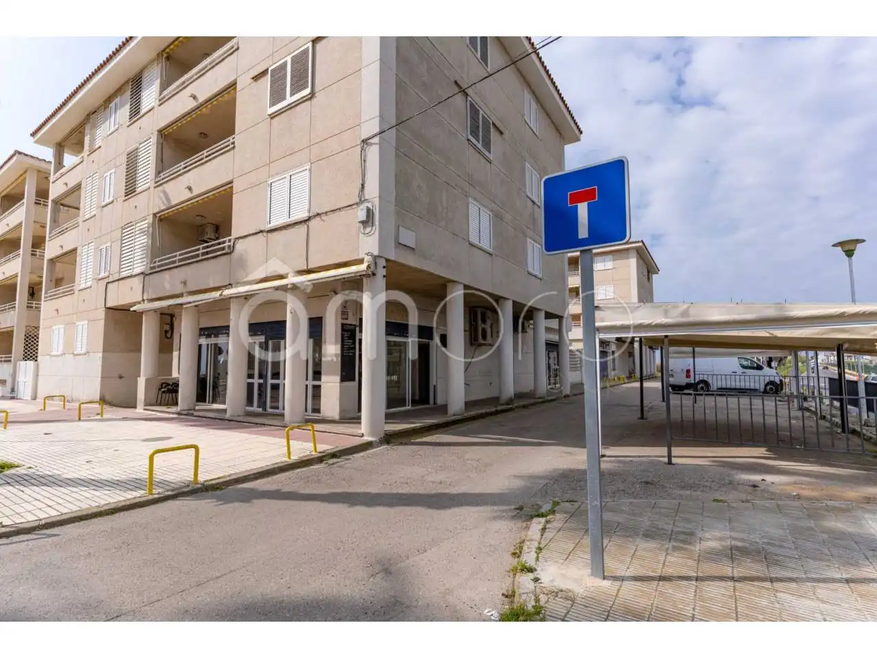 Aparcament de Local en venda en El Vendrell
