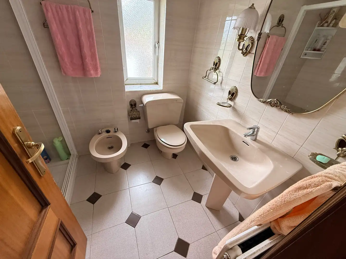 Baño de Casa o chalet en venta en Soto y Amío con Calefacción, Jardín privado y Parquet