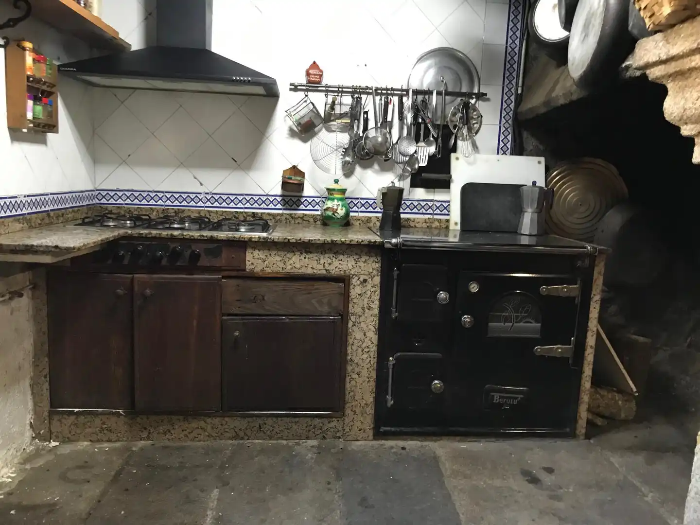 Cocina de Finca rústica en venta en Rois con Calefacción y Piscina
