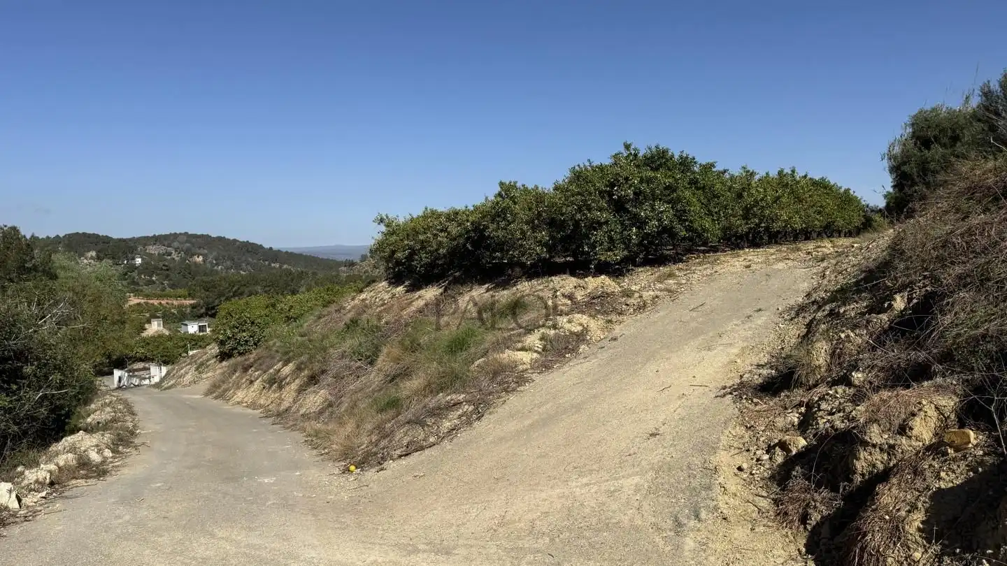 Finca rústica en venta en La Llosa de Ranes con Terraza, Trastero y Piscina