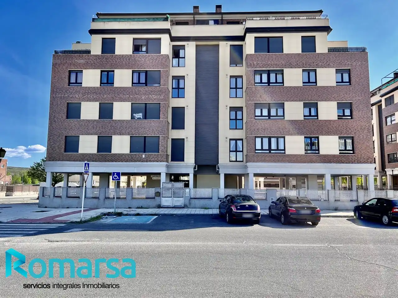 Exterior view of Flat for rent in Ávila  with Heating, Furnished and Community pool