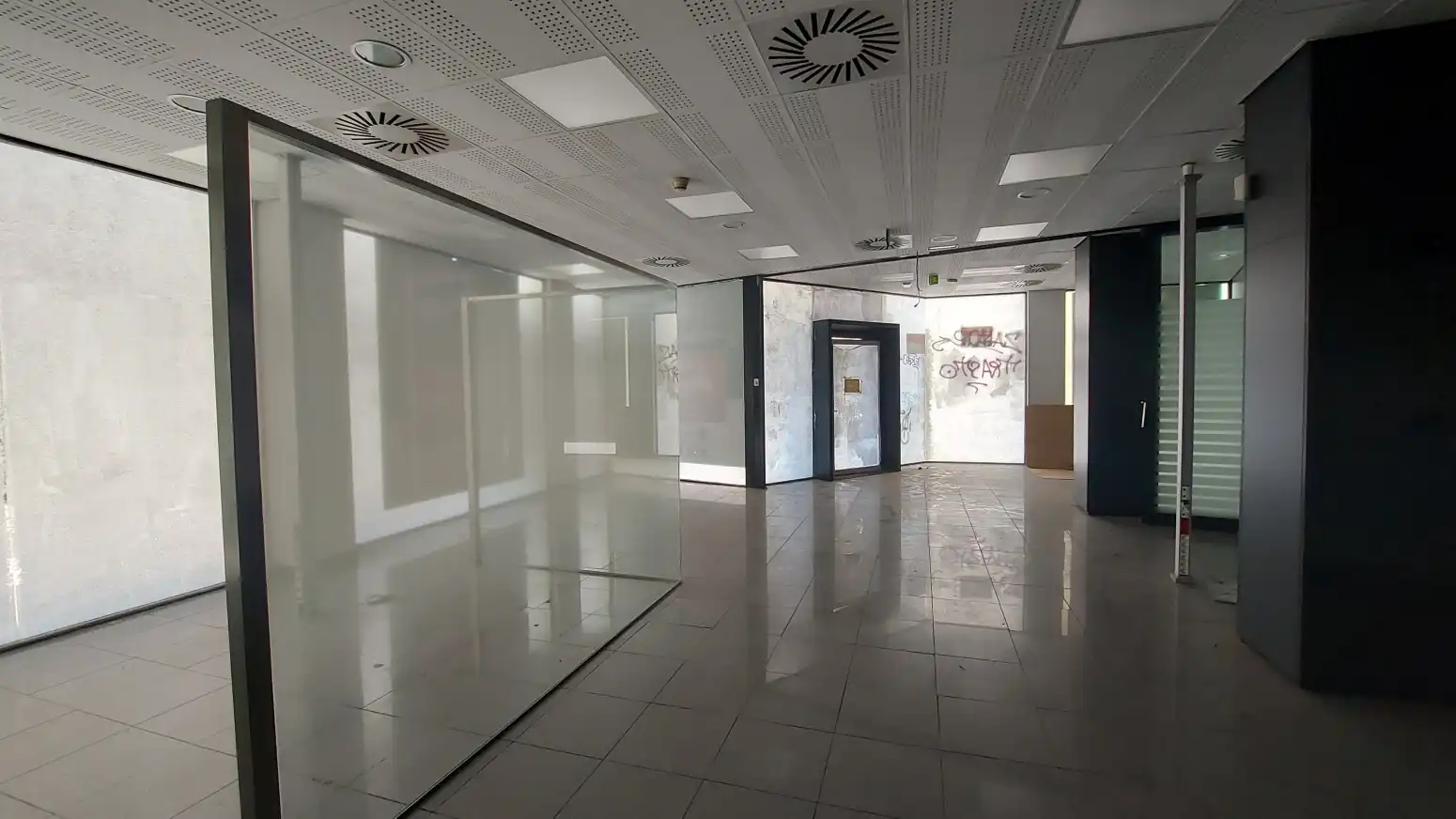 Locale commerciale in affitto a Logroño - Marques de Murrieta, imagen 2