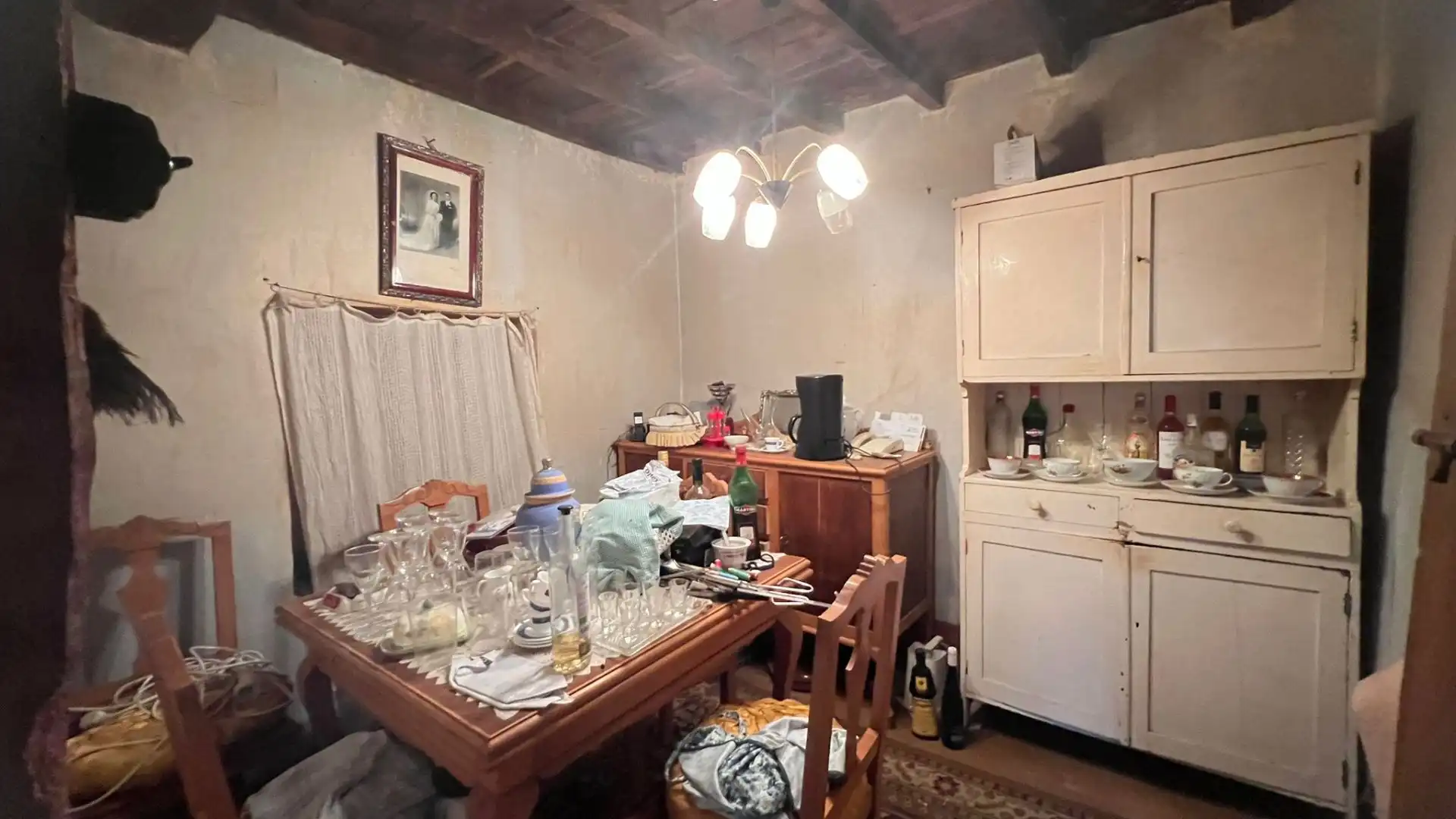 Menjador de Casa o xalet en venda en Oseja de Sajambre amb Calefacció