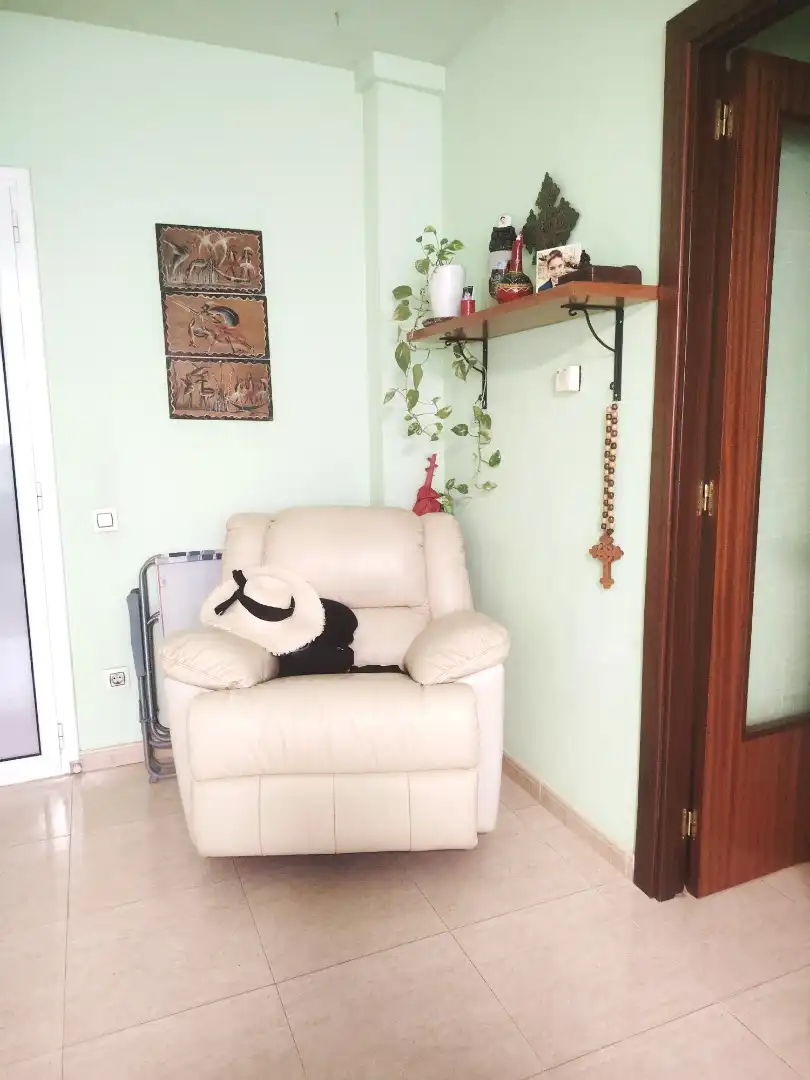 Wohnzimmer von Erdgeschoss zum Verkauf in Calella mit Klimaanlage, Heizung und Möbliert