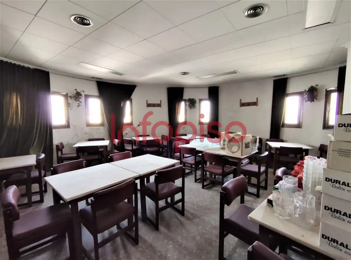 Local commercial à vendre à Valdepeñas, imagen 6