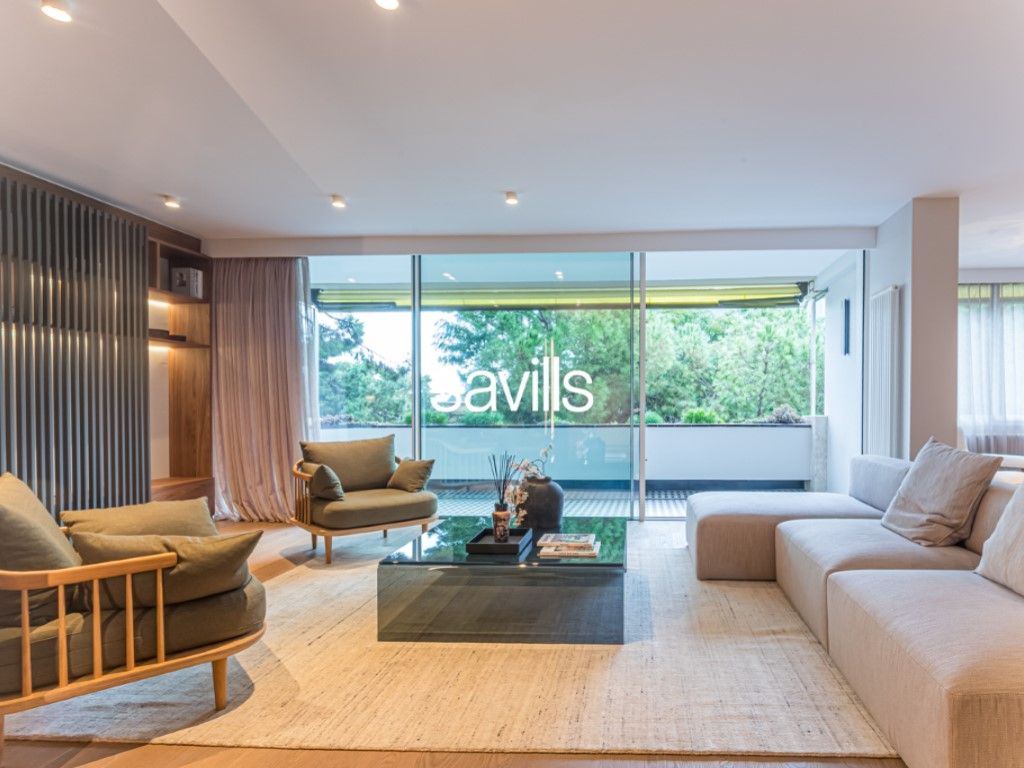 Living room of Apartment for sale in  Barcelona Capital  with Air Conditioner, Private garden and Terrace