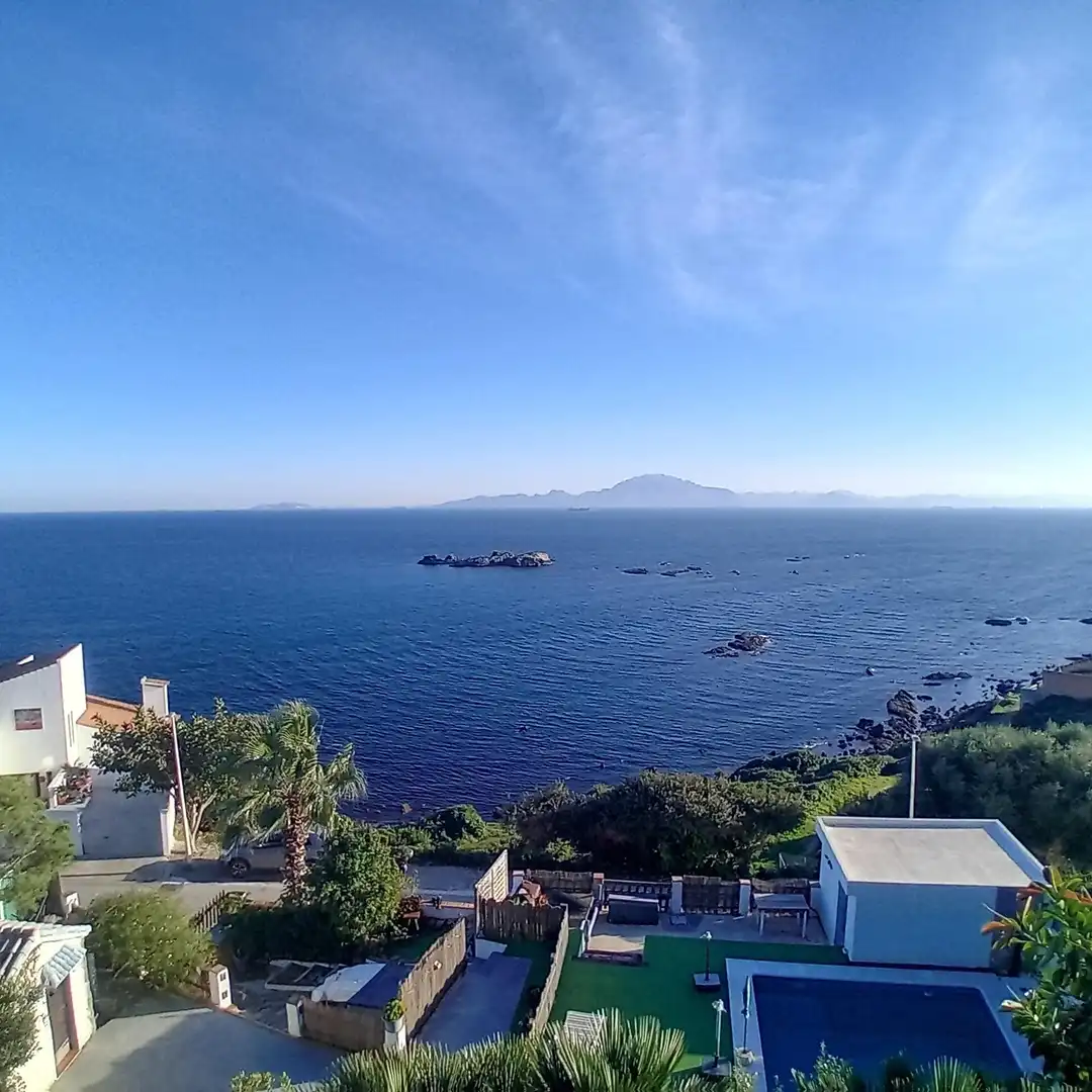 Vista exterior de Casa o chalet en venta en Algeciras con Terraza, Trastero y Piscina
