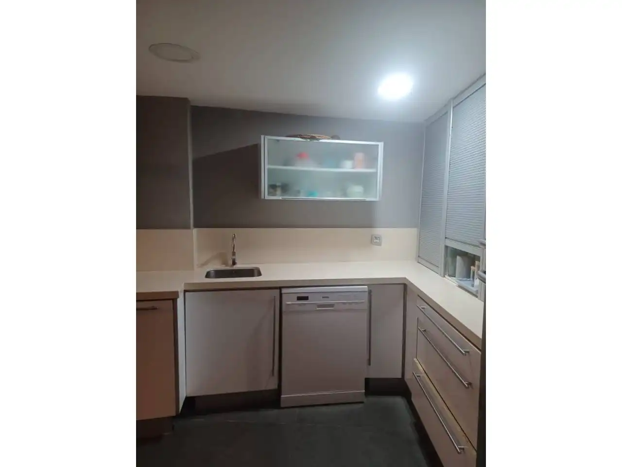 Cocina de Piso en venta en Valencia con Aire acondicionado, Jardín privado y Amueblado