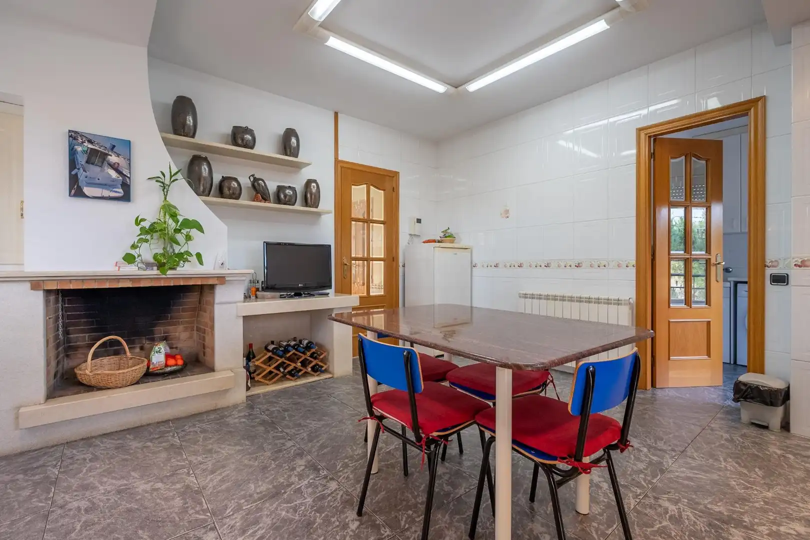 Menjador de Casa o xalet en venda en Castellar del Vallès amb Jardí privat, Terrassa i Balcó