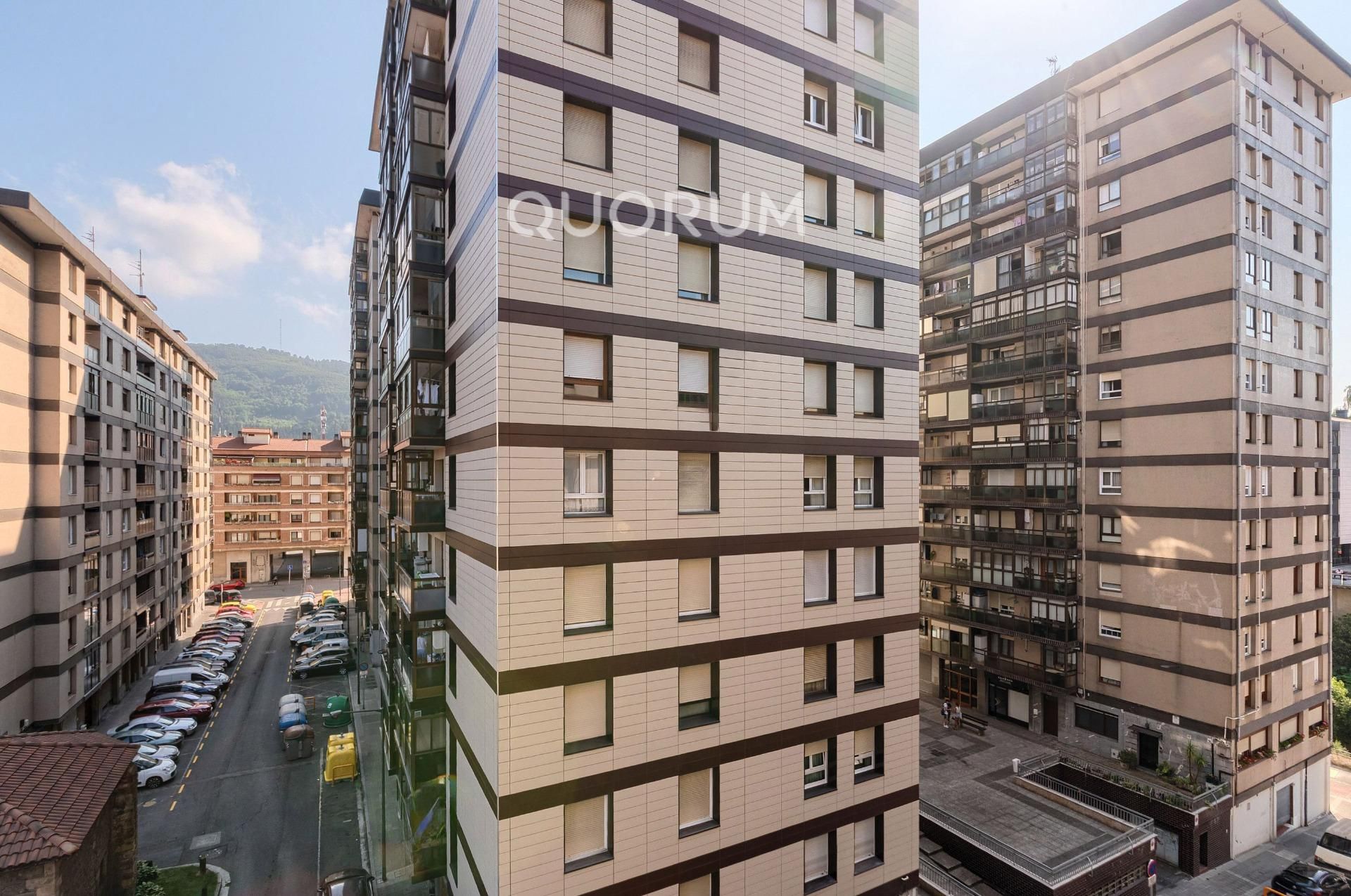 Flat for sale in Centro - Ariz - Uribarri