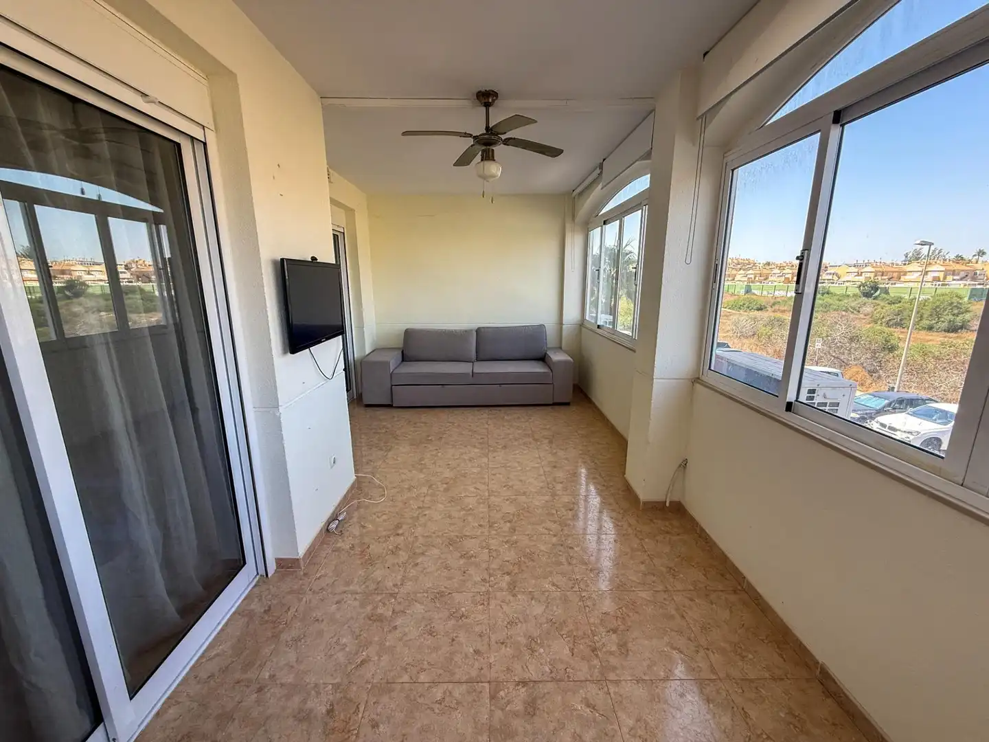 Apartament amb terrassa de lloguer a Calle HELENA 2, imagen 6
