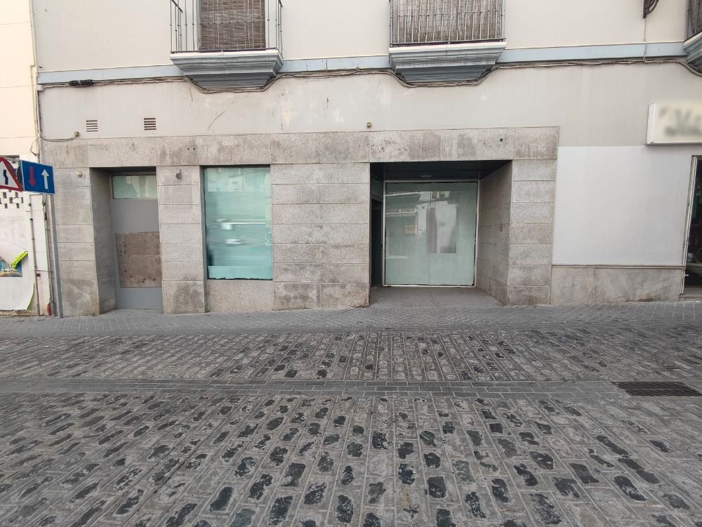 Local de alquiler en Cl Luis Daoiz, Morón de la Frontera