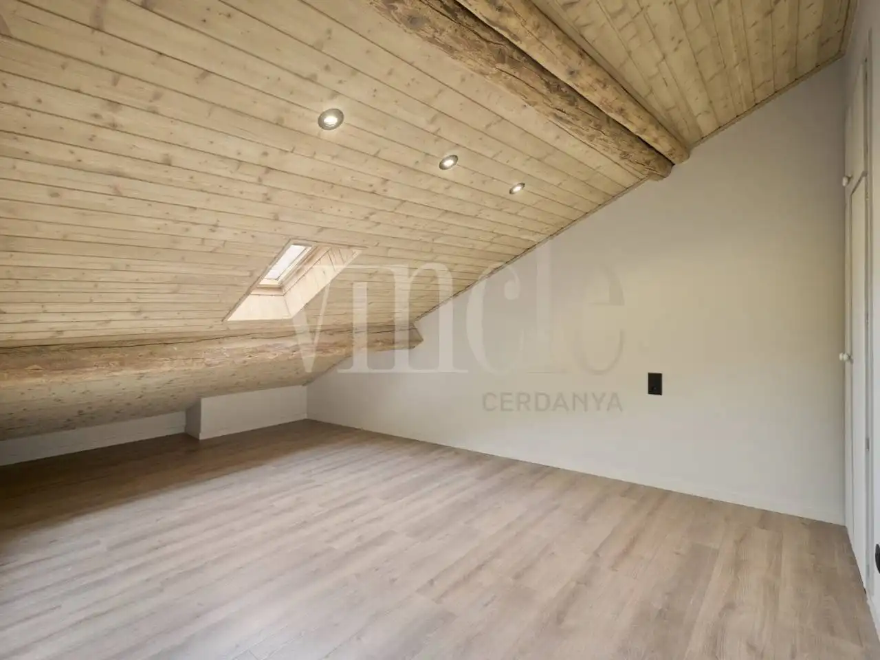 Dúplex en venda a Calle Sant Pere, Alp poble
