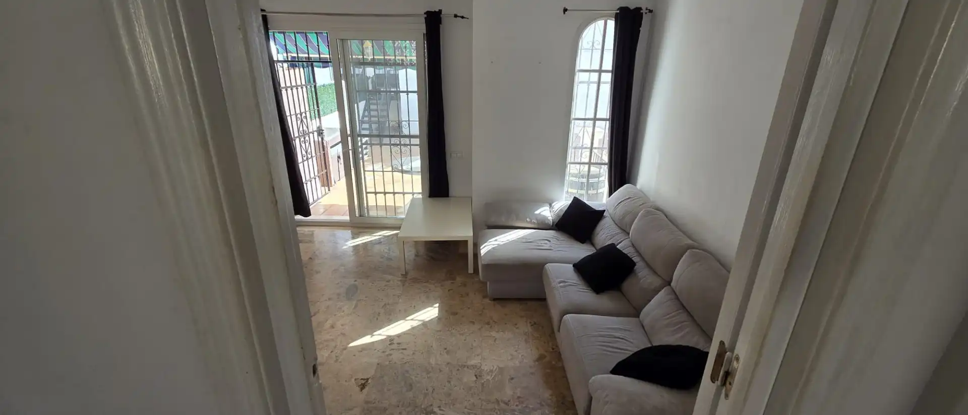 Maison jumelée avec piscine à vendre à Capellanía - Retamar, imagen 7