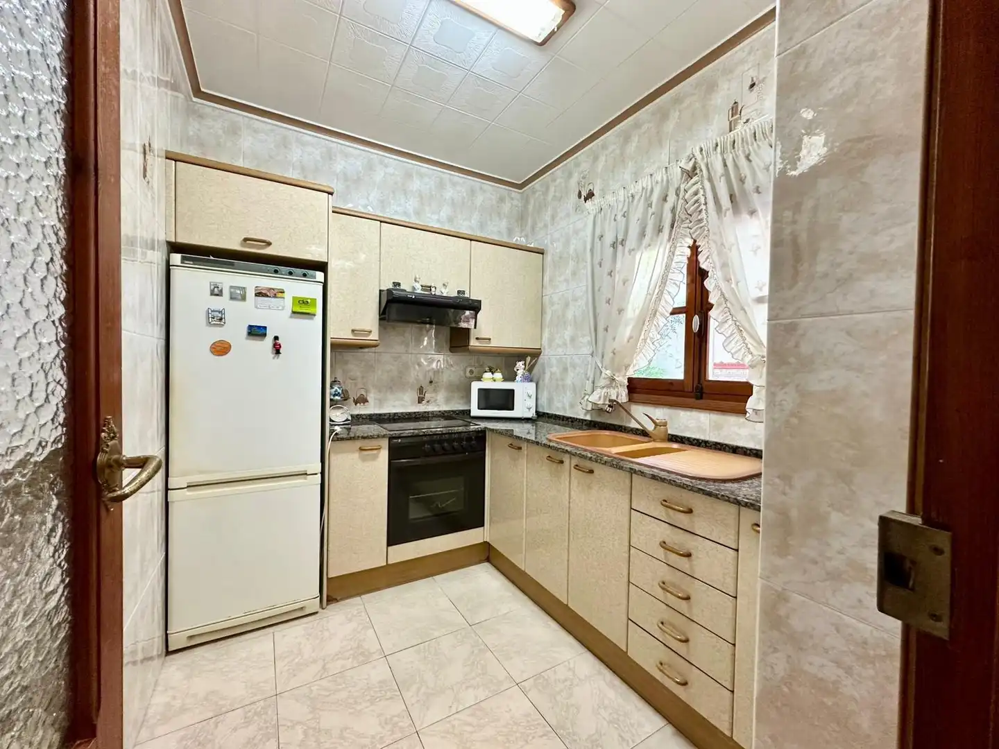 Cocina de Casa o chalet en venta en Alberic con Terraza, Trastero y Amueblado