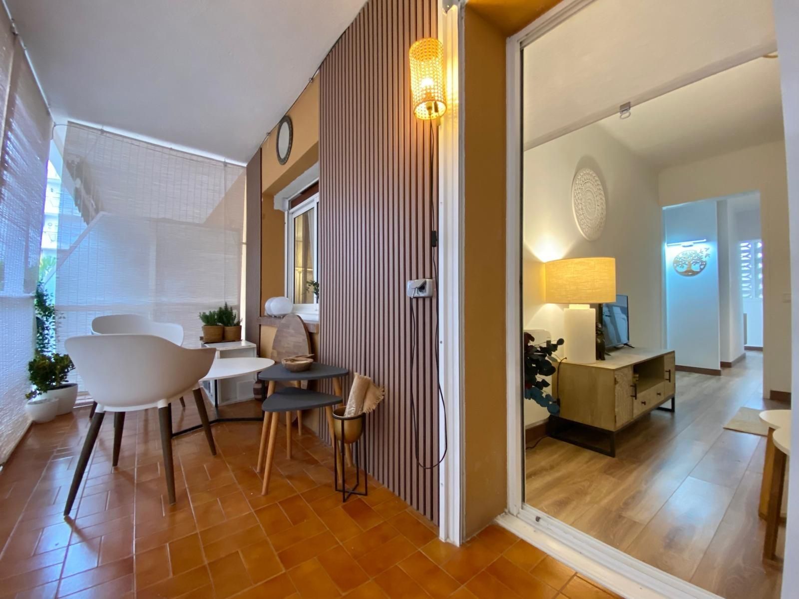 Dormitori de Pis en venda en Cunit amb Terrassa, Moblat i Balcó