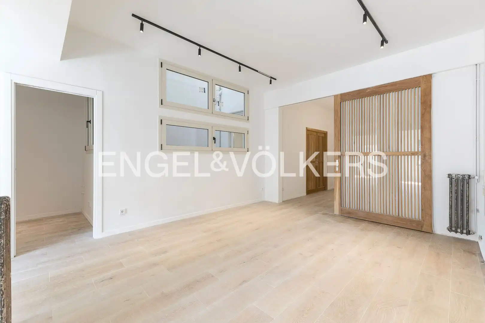 Vista exterior de Piso de alquiler en Barcelona con Aire acondicionado, Calefacción y Parquet