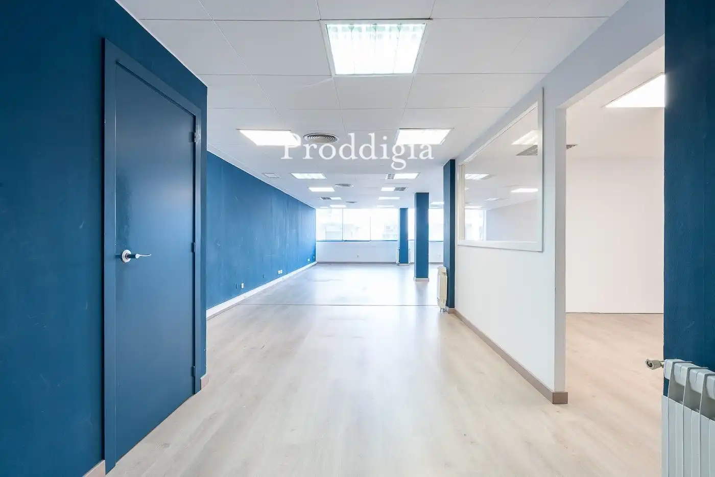 Office for rent in Barcelona  with Air Conditioner, Heating and Internet