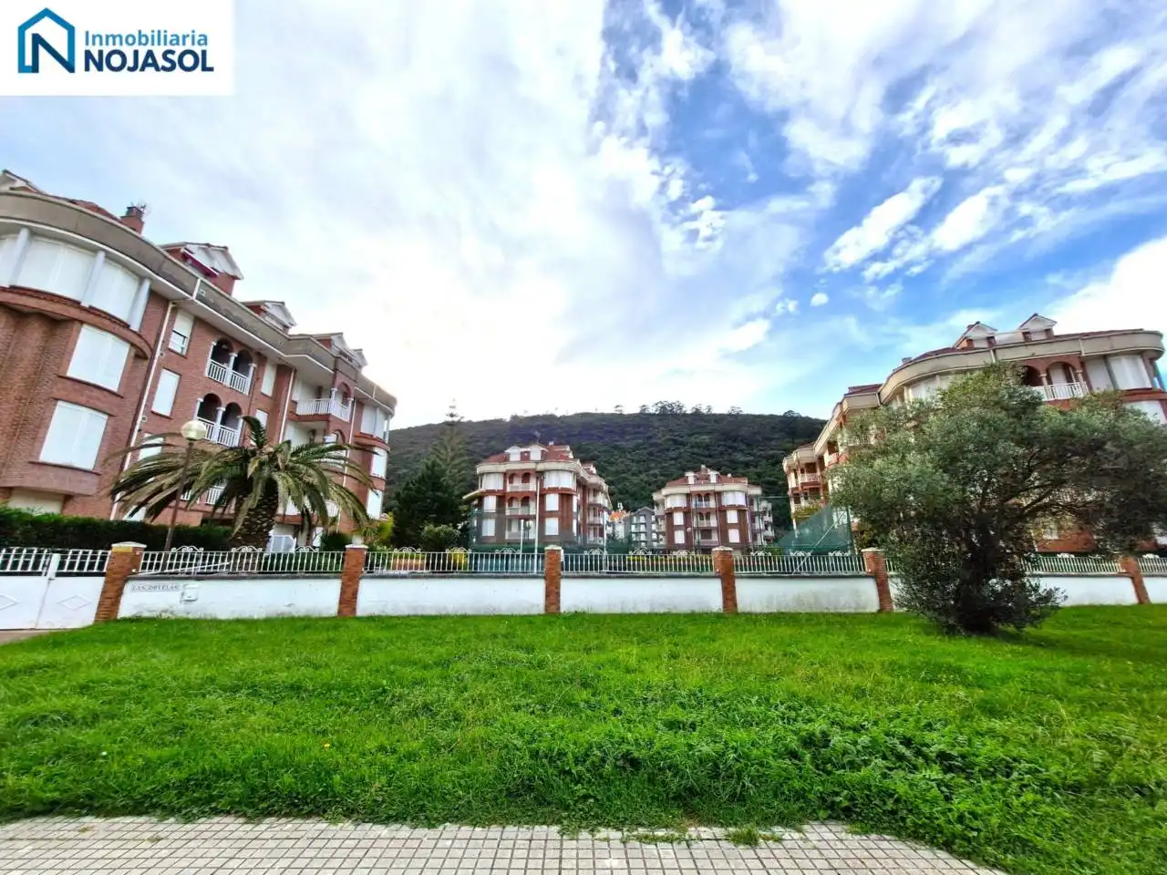 Exterior view of Flat for sale in Noja  with Heating, Terrace and Furnished