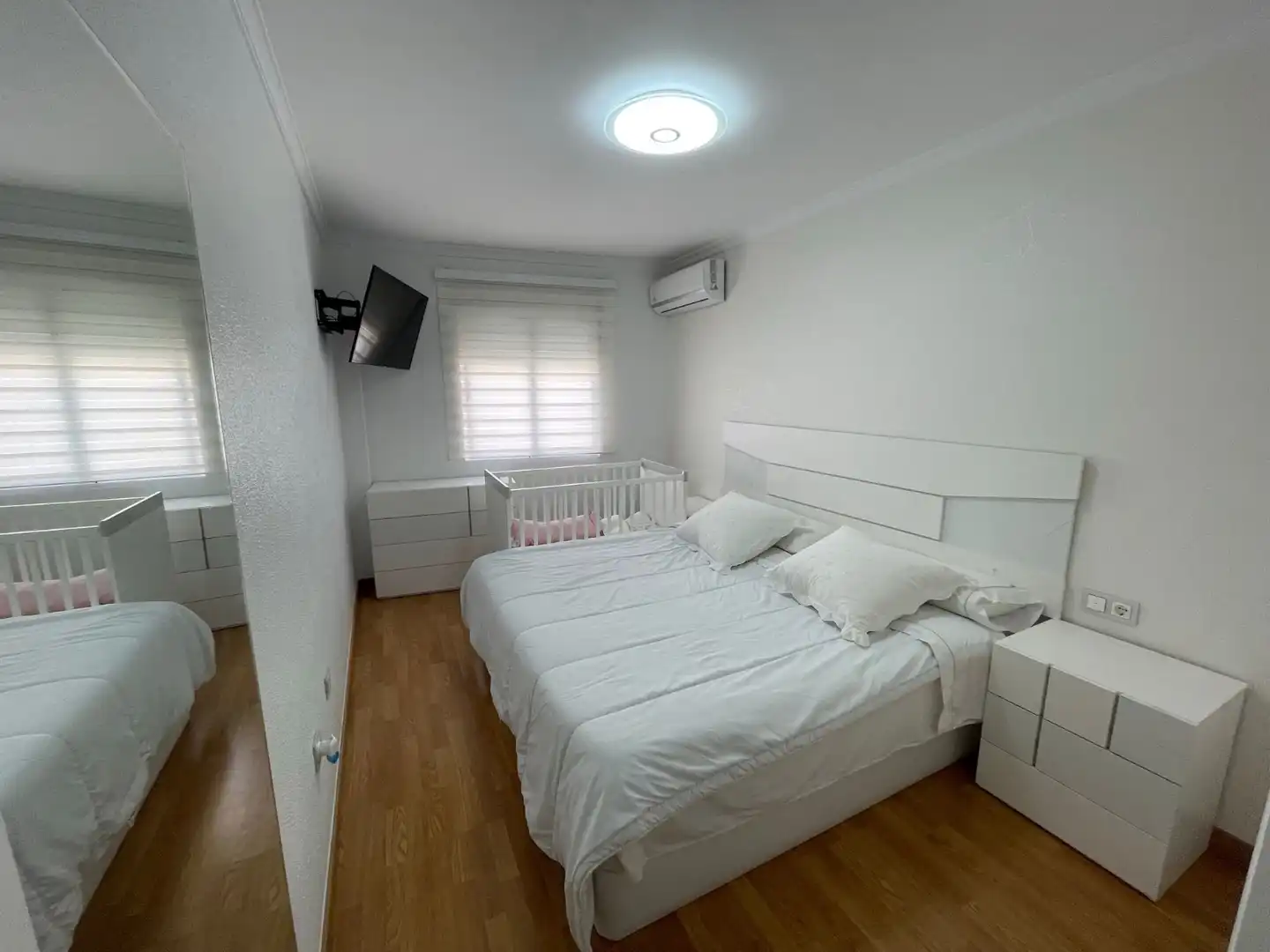 Habitación de Apartamento de alquiler en Mazarrón con Aire acondicionado, Amueblado y Lavadora
