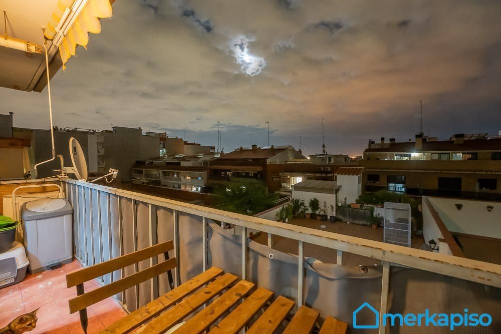 Exterior view of Flat for sale in Viladecans  with Air Conditioner, Heating and Parquet flooring