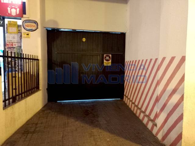 Garaje en Alquiler en Julián Berrendero, 2 en San Agustín del Guadalix pueblo