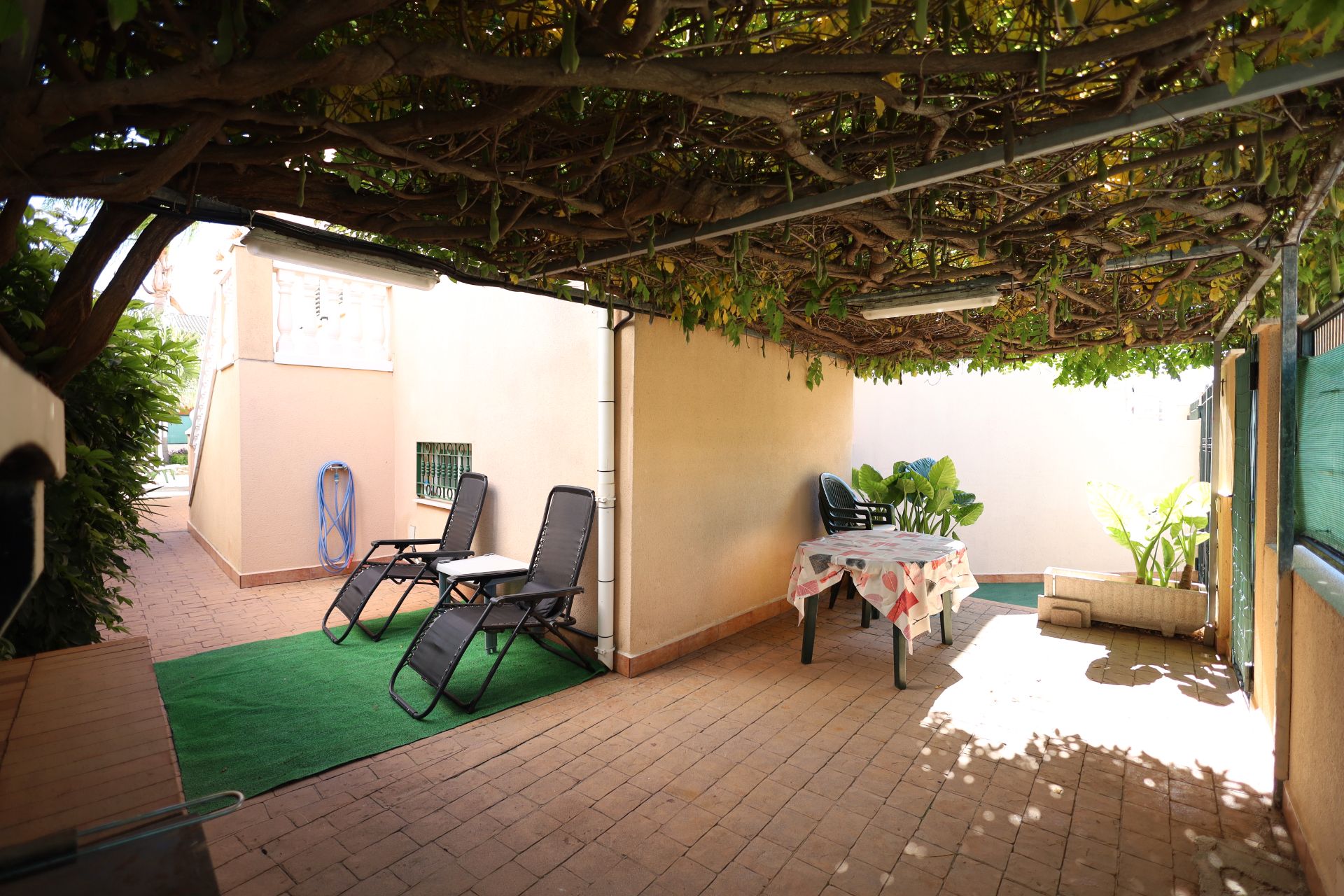 Terrassa de Casa adosada en venda en Moncofa amb Jardí privat, Terrassa i Traster