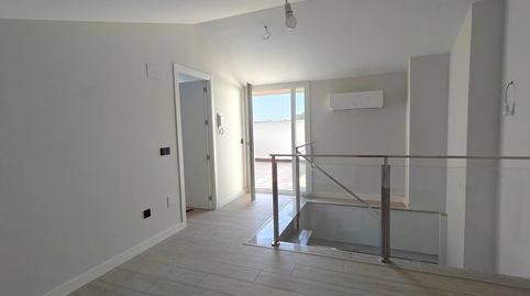 VIVIENDA DE TRES DORMITORIOS CON TERRAZA