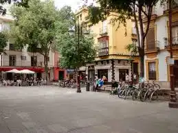 Local comercial en venda a Calle Ortiz de Zúñiga 8