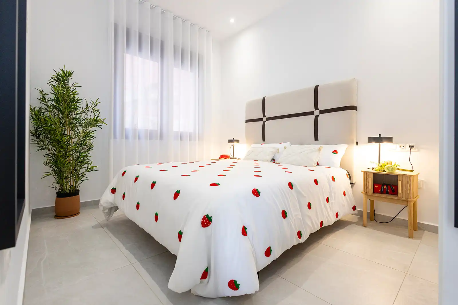 Habitación de Casa adosada en venta en Orihuela con Calefacción y Terraza
