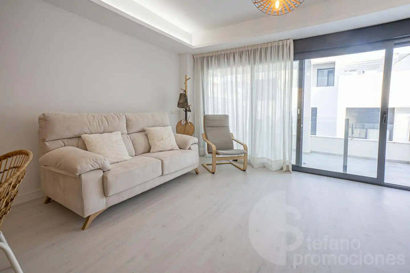 Sala de estar de Casa adosada en venta en Rincón de la Victoria con Terraza y Piscina comunitaria