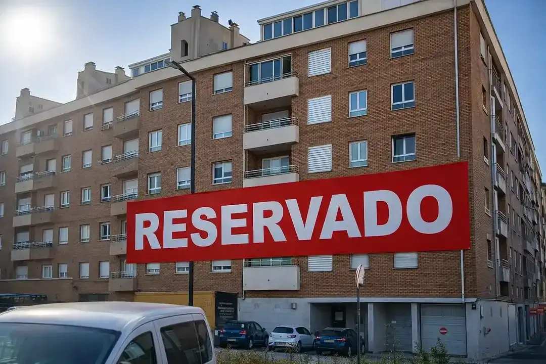 Vista exterior de Pis en venda en Barañáin / Barañain amb Calefacció, Traster i Balcó