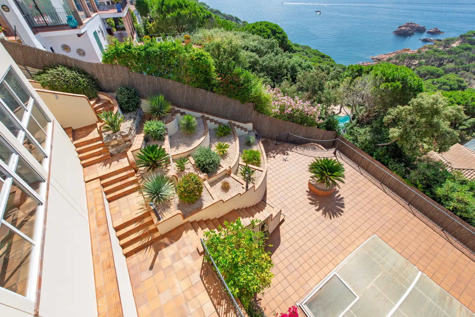 Terrassa de Casa o xalet en venda en Sant Feliu de Guíxols amb Aire condicionat, Calefacció i Jardí privat