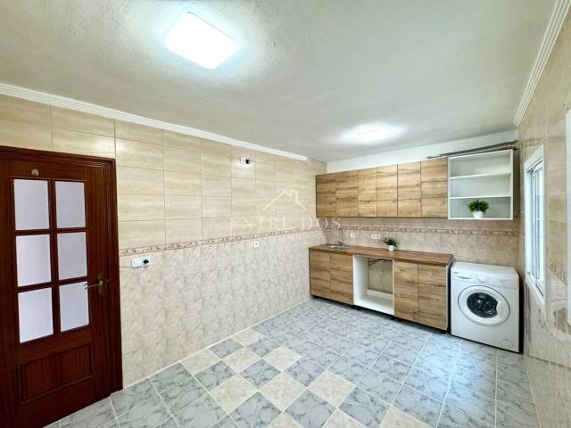 Apartamento en Venta en Calle Roger de Llúria en Plaza Donoso Cortés - Avenida Magdalena