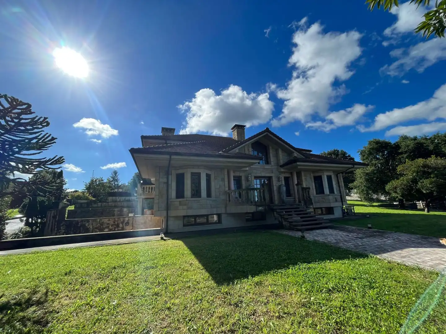 Vista exterior de Casa o chalet en venta en Noja con Calefacción, Trastero y Jacuzzi