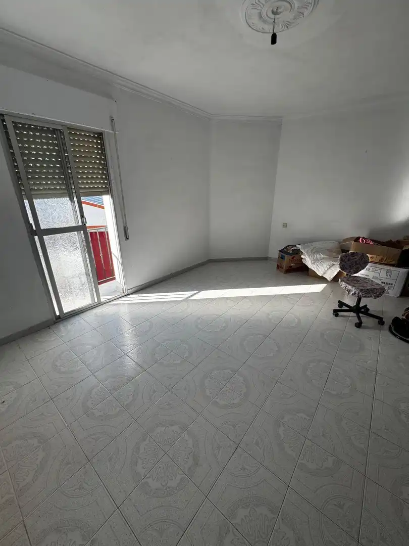Dormitori de Casa o xalet en venda en Paradas