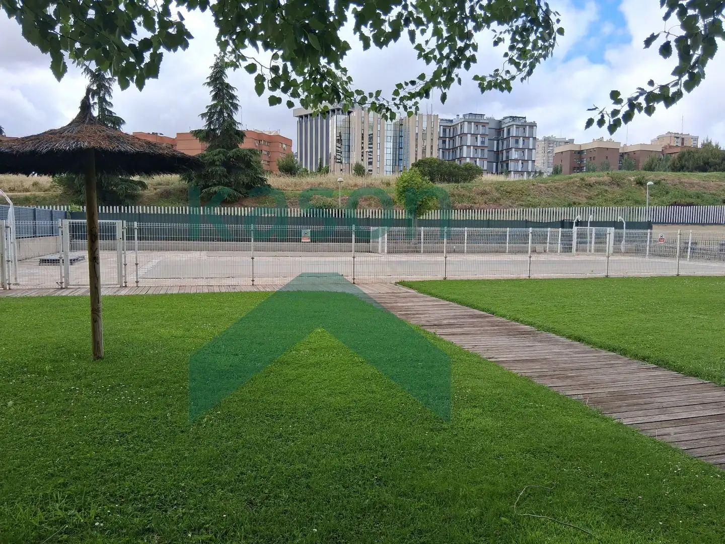 Parking de Estudio en venta en Madrid con Aire acondicionado, Calefacción y Trastero