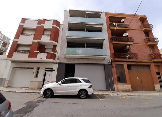 Local comercial en Venta en CAMPOAMOR en Zona Hospital