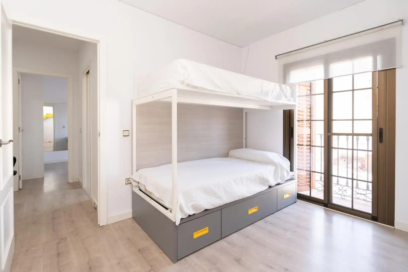 Flat for sale in Calle Calle Islas Hawai, Motril ciudad