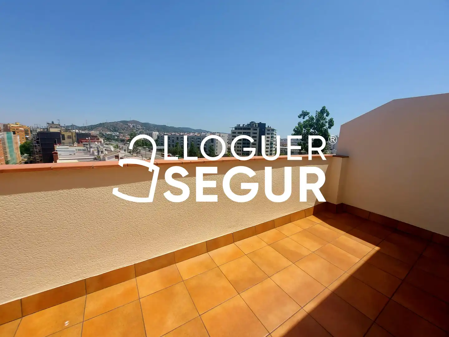 Terraza de Piso de alquiler en Barcelona con Calefacción y Terraza