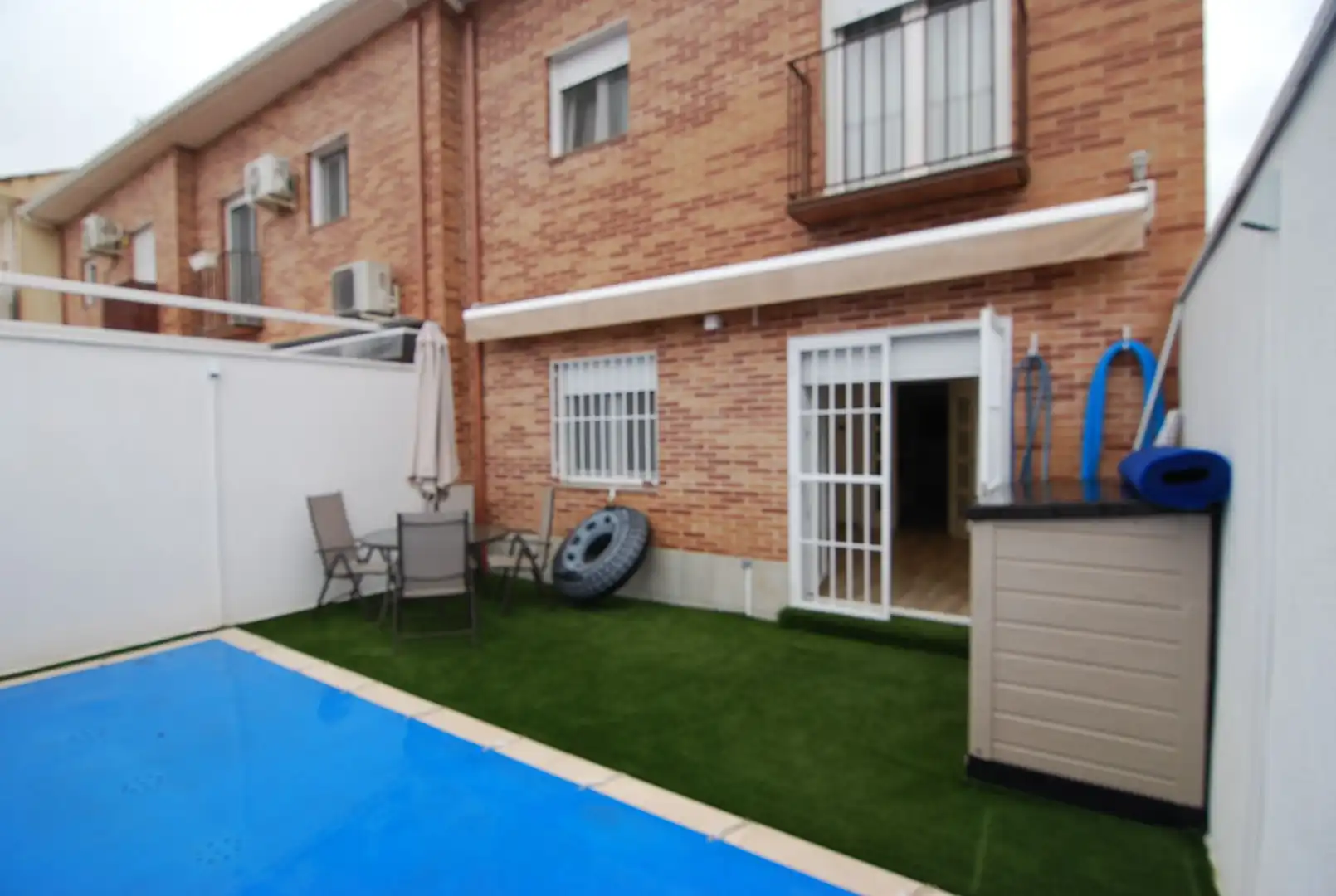 Swimming pool of Houses for sale in San Martín de la Vega  with Heating
