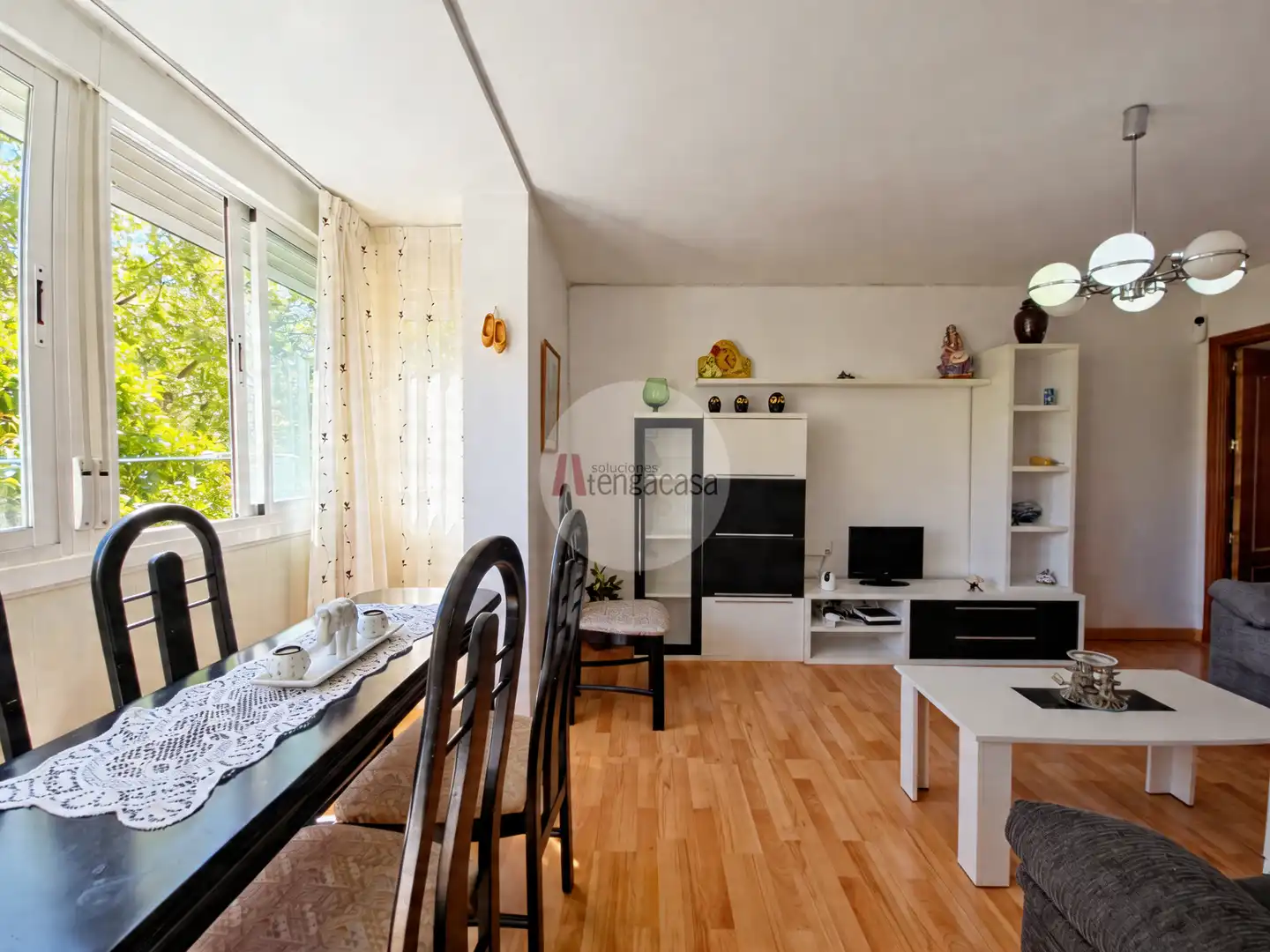 Sala de estar de Piso en venta en  Madrid Capital con Calefacción, Amueblado y Horno