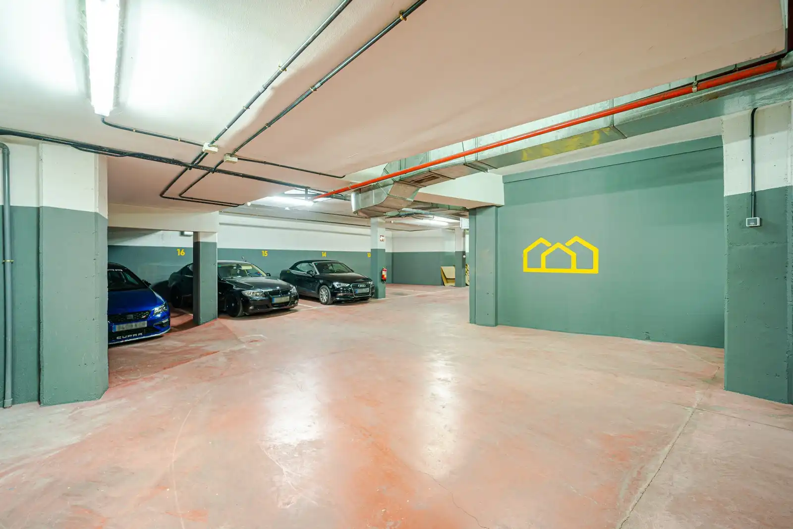 Parking of Flat for sale in Pinto  with Terrace and Storage room