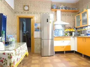 Cuina de Casa o xalet en venda en Dos Hermanas amb Aire condicionat, Jardí privat i Terrassa