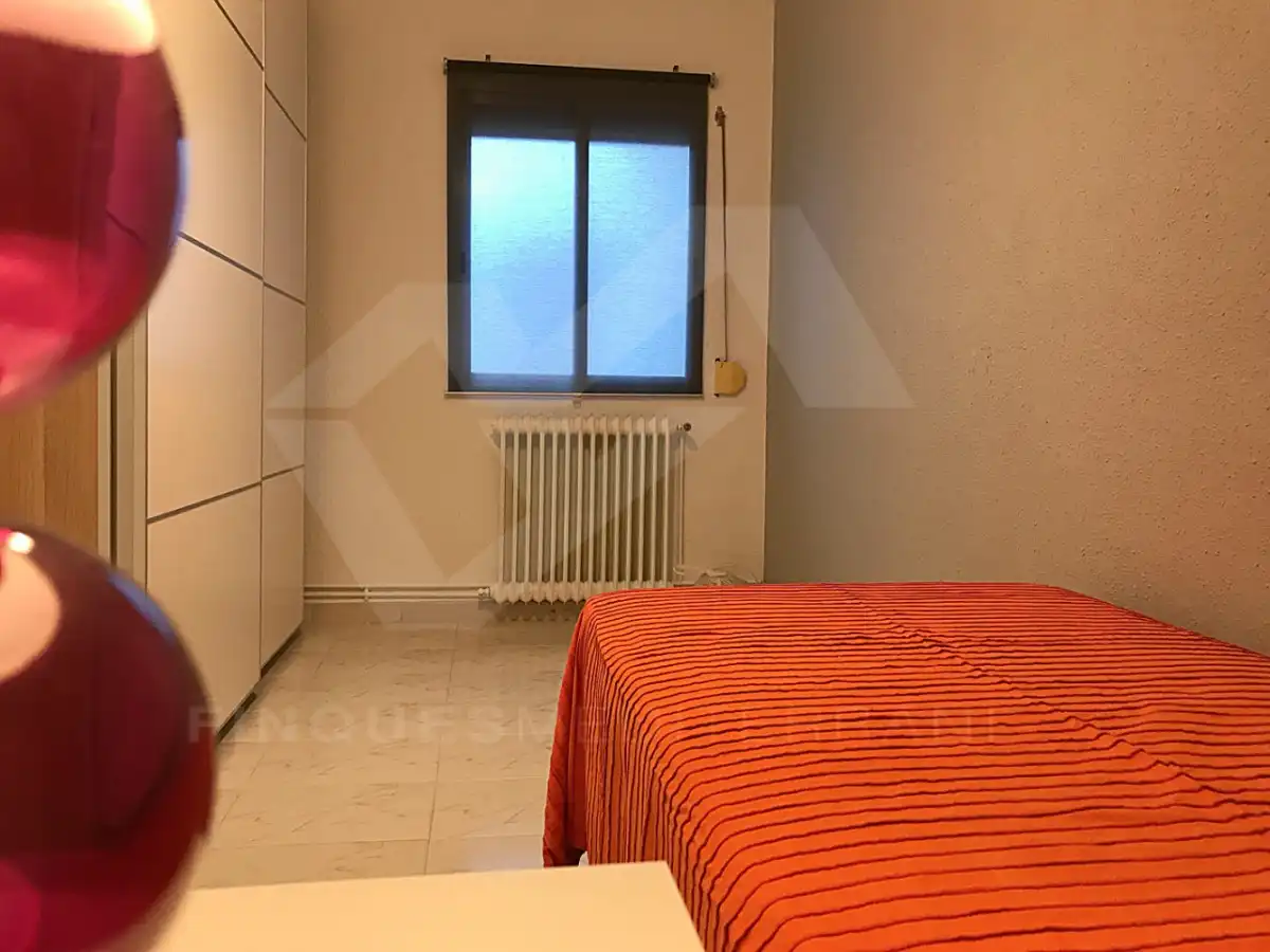 Dormitori de Pis en venda en Tarragona amb Aire condicionat, Calefacció i Terrassa