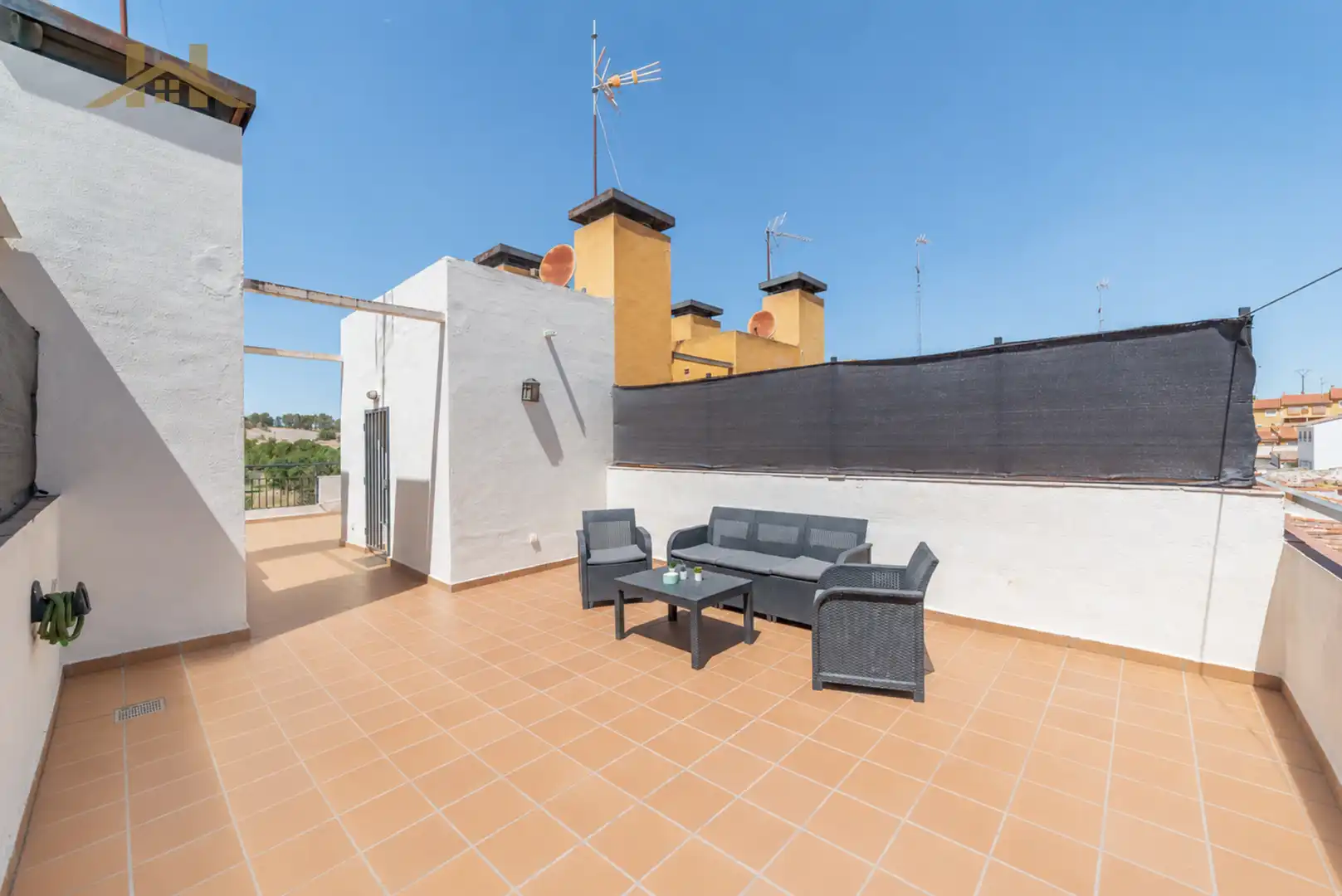 Terrassa de Casa adosada en venda en Seseña amb Aire condicionat, Calefacció i Jardí privat