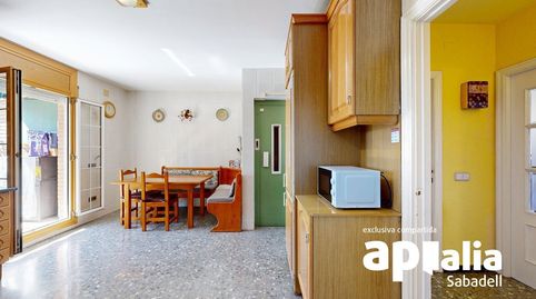 Foto 2 de Casa o xalet en venda a Centre - Eixample – Can Llobet, Barberà del Vallès