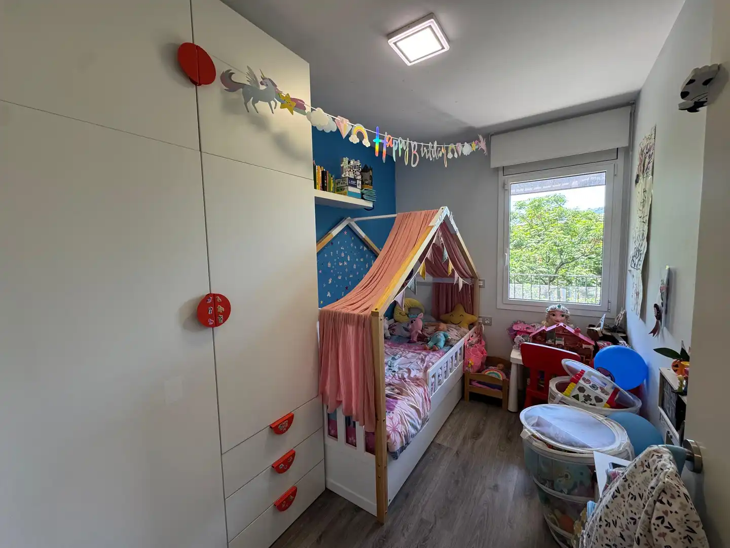 Schlafzimmer von Wohnung zum Verkauf in Barcelona mit Balkon